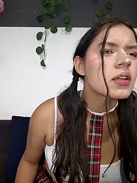 Danni shy online show from September 9, 2025, 1:27 am