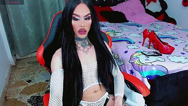 Snapshot of Alextwink chatting on November 20, 2025, 6:30 pm Alextwink online show from November 20, 2025, 6:30 pm