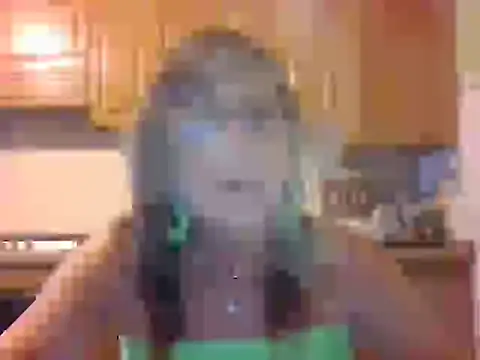 Snapshot of Tiabet chatting on November 22, 2025, 9:02 pm Tiabet online show from November 22, 2025, 9:02 pm