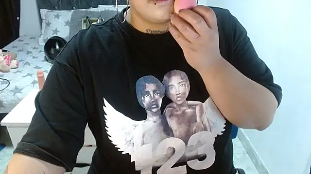 brittanysexhot online show from November 25, 2025, 3:23 pm