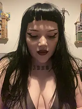 Snapshot of Gothicsiren chatting on January 18, 2025, 10:49 pm Gothicsiren online show from January 18, 2025, 10:49 pm