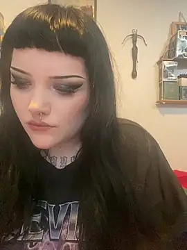 Snapshot of Gothicsiren chatting on February 17, 2025, 3:33 pm Gothicsiren online show from February 17, 2025, 3:33 pm