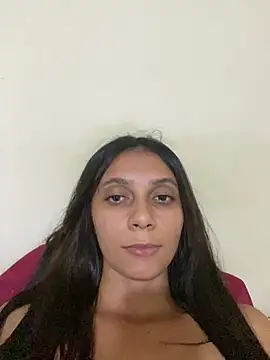 Snapshot of millenamoreninha chatting on May 6, 2026, 6:45 pm millenamoreninha online show from May 6, 2026, 6:45 pm