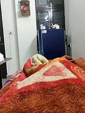 indian lover3 online show from December 29, 2024, 3:45 pm