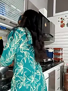 Snapshot of Best-Couple chatting on September 9, 2025, 2:54 am Best-Couple online show from September 9, 2025, 2:54 am