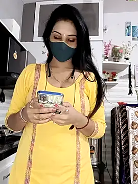 Snapshot of Best-Couple chatting on November 21, 2025, 3:05 am Best-Couple online show from November 21, 2025, 3:05 am