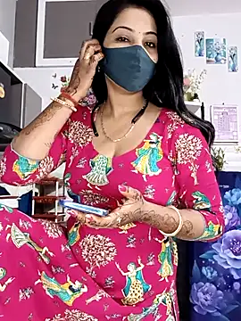 Snapshot of Best-Couple chatting on September 25, 2025, 2:39 am Best-Couple online show from September 25, 2025, 2:39 am