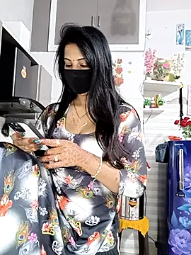 Best-Couple online show from March 9, 2026, 2:59 am