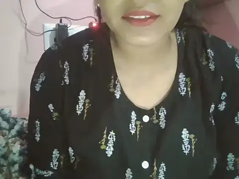 Hot-shanvi online show from October 27, 2025, 11:49 pm