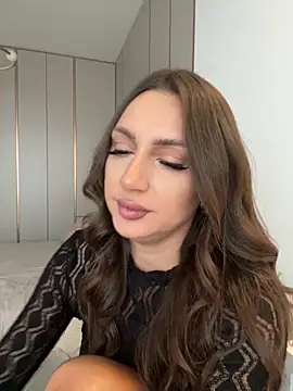 claraxjoyy online show from September 16, 2025, 4:35 am