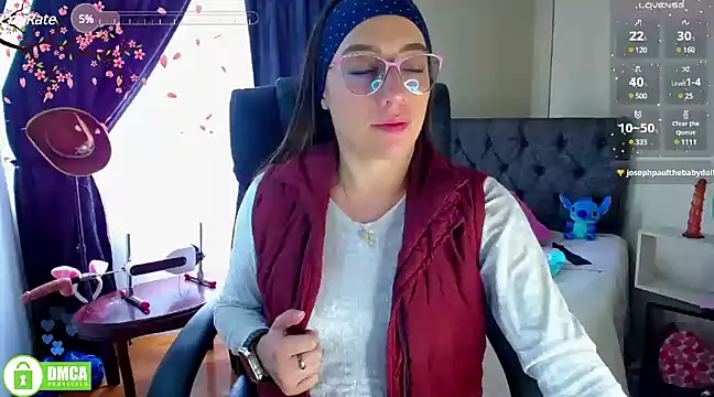 Snapshot of Qadesh_Boix chatting on March 6, 2025, 5:11 pm Qadesh Boix online show from March 6, 2025, 5:11 pm