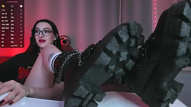 Miss Alice   online show from January 13, 2025, 5:23 am