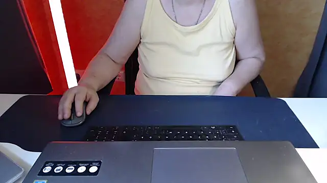 Snapshot of Sweet_Phoenix chatting on June 29, 2026, 7:48 am Sweet Phoenix online show from June 29, 2026, 7:48 am