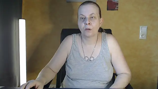 Sweet Phoenix online show from October 4, 2025, 7:21 am