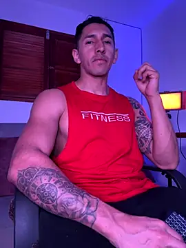 Snapshot of Joylopez_fit chatting on November 5, 2025, 2:09 pm Joylopez fit online show from November 5, 2025, 2:09 pm