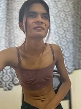 Snapshot of Enna_Zarza_ chatting on July 14, 2026, 6:40 am Enna Zarza online show from July 14, 2026, 6:40 am