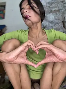 Snapshot of Enna_Zarza_ chatting on April 24, 2026, 6:48 am Enna Zarza online show from April 24, 2026, 6:48 am