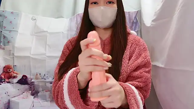 rei-012- online show from January 10, 2025, 5:45 pm