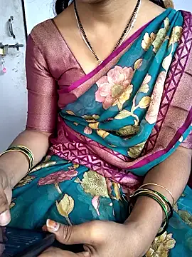 Snapshot of lovelygirl4567 chatting on January 12, 2026, 4:30 am lovelygirl4567 online show from January 12, 2026, 4:30 am