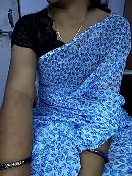 Snapshot of lovelygirl4567 chatting on February 15, 2026, 2:27 pm lovelygirl4567 online show from February 15, 2026, 2:27 pm