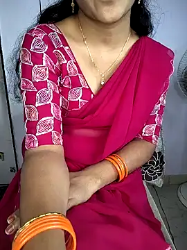 Snapshot of lovelygirl4567 chatting on November 6, 2025, 7:34 am lovelygirl4567 online show from November 6, 2025, 7:34 am