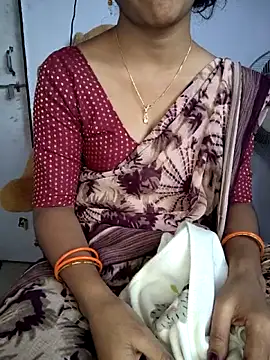 Snapshot of lovelygirl4567 chatting on November 21, 2025, 5:50 am lovelygirl4567 online show from November 21, 2025, 5:50 am