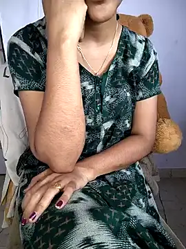 Snapshot of lovelygirl4567 chatting on November 24, 2025, 7:30 am lovelygirl4567 online show from November 24, 2025, 7:30 am