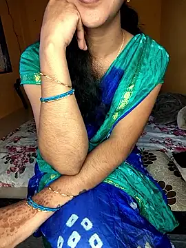 Snapshot of lovelygirl4567 chatting on October 21, 2025, 6:13 am lovelygirl4567 online show from October 21, 2025, 6:13 am