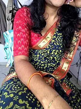 Snapshot of lovelygirl4567 chatting on December 1, 2025, 5:52 am lovelygirl4567 online show from December 1, 2025, 5:52 am