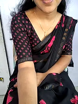 Snapshot of lovelygirl4567 chatting on October 27, 2025, 7:53 am lovelygirl4567 online show from October 27, 2025, 7:53 am