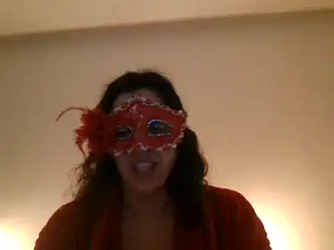 couple-tuga online show from November 23, 2025, 10:09 pm