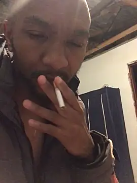 MKbesxxx online show from September 9, 2025, 8:29 pm