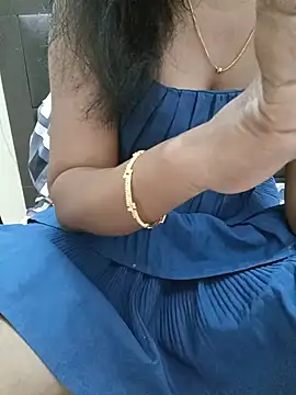 Snapshot of Tamil_Vishalini chatting on July 12, 2026, 6:36 am Tamil Vishalini online show from July 12, 2026, 6:36 am