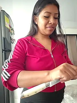 PaulaOrtiz 1 online show from October 11, 2025, 4:19 pm