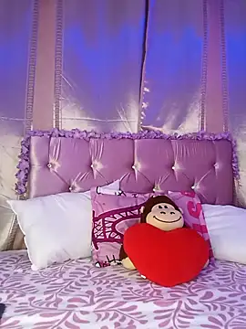 PaulaOrtiz 1 online show from February 14, 2025, 10:59 am