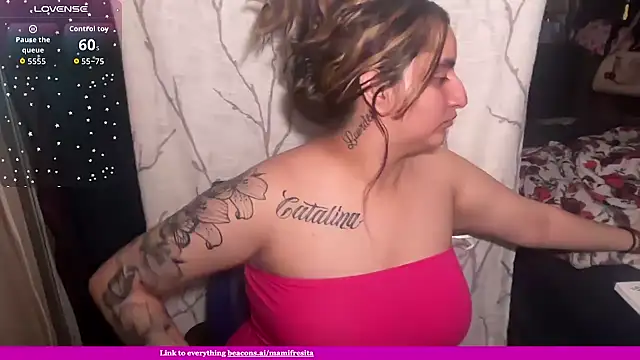 mamifresita online show from March 19, 2026, 8:36 am