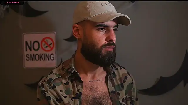 HairyRobxxx online show from October 21, 2025, 3:22 pm