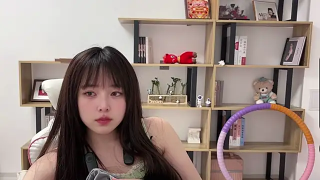 Chenjing0 online show from March 17, 2026, 1:36 pm