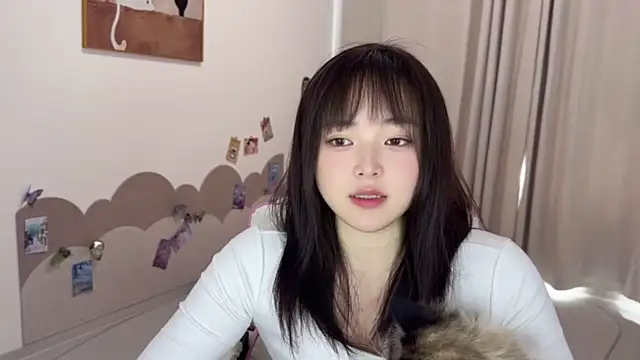 Chenjing0 online show from April 6, 2026, 4:57 am