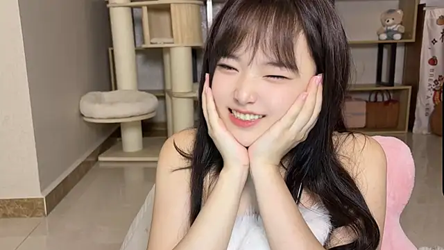 Snapshot of Chenjing0 chatting on October 5, 2025, 2:30 pm Chenjing0 online show from October 5, 2025, 2:30 pm