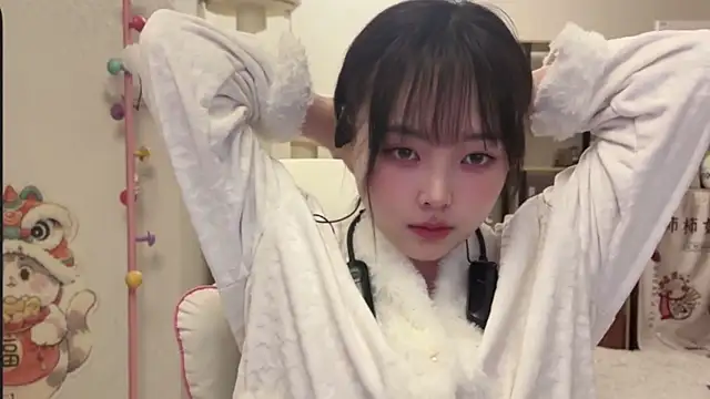 Chenjing0 online show from January 15, 2026, 12:19 pm