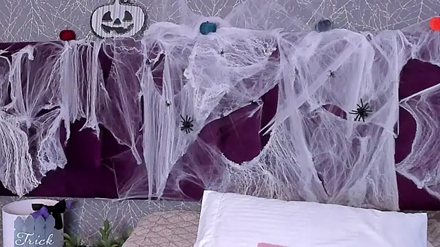 LiaCathaleya online show from October 11, 2025, 8:21 pm