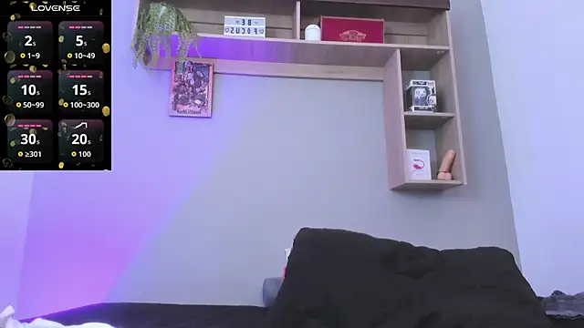 Snapshot of Emilio_Wolf chatting on December 22, 2025, 4:07 pm Emilio Wolf online show from December 22, 2025, 4:07 pm