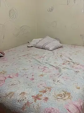 julianabun online show from January 23, 2025, 11:36 pm