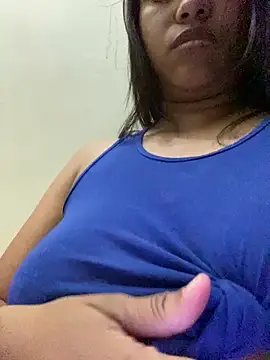 julianabun online show from March 17, 2025, 12:21 am