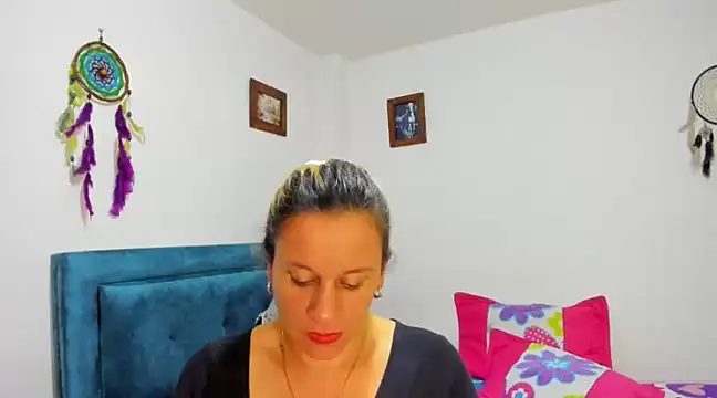 Snapshot of sofi_saliva2511 chatting on March 2, 2025, 12:09 am sofi saliva2511 online show from March 2, 2025, 12:09 am