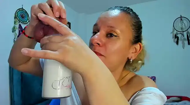 Snapshot of sofi_saliva2511 chatting on March 12, 2025, 6:43 pm sofi saliva2511 online show from March 12, 2025, 6:43 pm