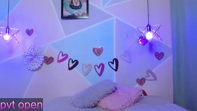 katy handerson online show from March 5, 2025, 1:31 am