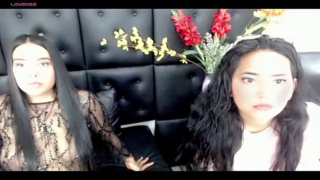 Snapshot of Carolaine01 chatting on February 7, 2025, 8:31 pm Carolaine01 online show from February 7, 2025, 8:31 pm