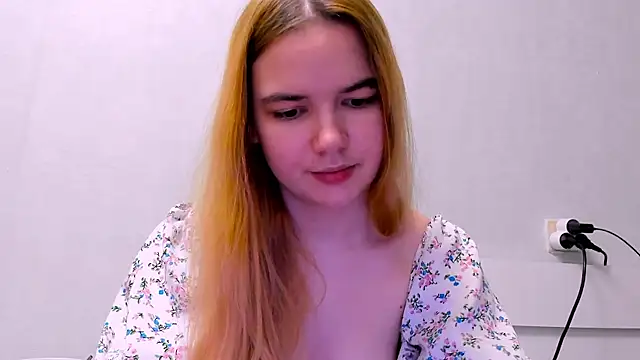 lia lovelly online show from December 19, 2025, 10:23 pm